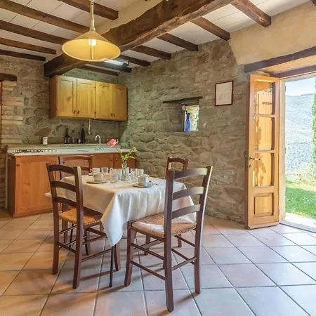 Three-bedroom Holiday In -pg- * Morra