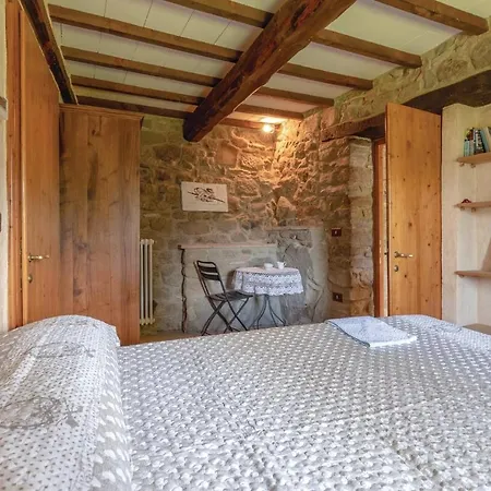 Three-bedroom Holiday In -pg- *