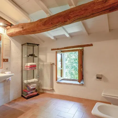 Holiday home Three-bedroom Holiday In -pg-